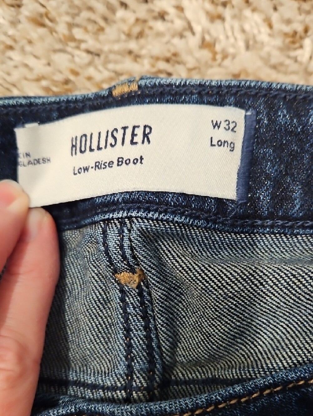 Hollister Women's Deep Indigo Low Rise Boot Cut Jeans - Picture 2 of 3